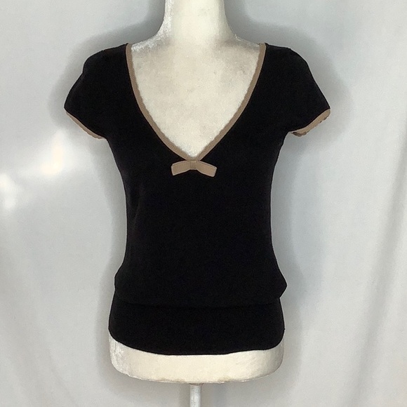 H&M Knit Blouse With Scalloped Trim And Bow Size S - Picture 1 of 12